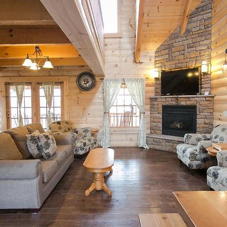 Hummingbird Haven Cabin By Amish Country Lodging برلين المظهر الخارجي الصورة